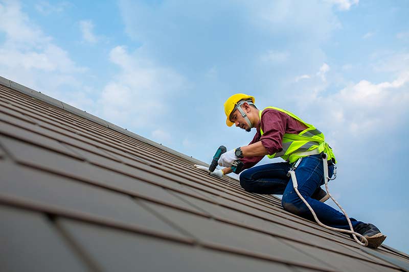 How Do I Find a Good Roofing Contractor?